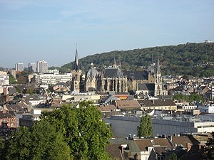 Panorama Dom und Rathaus