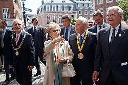 Das Ehepaar Franca und Carlo Azeglio Ciampi mit Oberbürgermeister Dr. Jürgen Linden (links) und Prof. Dr. Walter Eversheim, Sprecher des Karlspreisdirektoriums, (c) Stadt Aachen / Andreas Herrmann