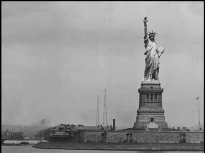 Kaleidoskop_The Immigrant_Chaplin 1917_Screenshot 