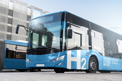 H2 Busse © shutterstock_Scharfsinn