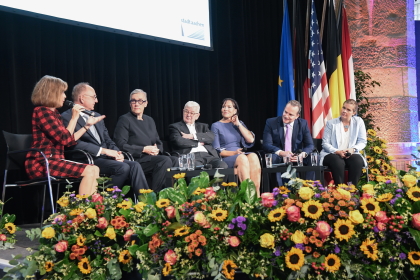 Festakt Aachen 1944_podiumsdiskussion_420